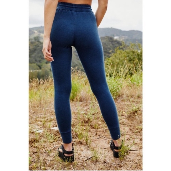 Free People Sunny Skinny Sweatpants Joggers Size Medium - Picture 2 of 13